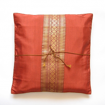 Декоративная подушка из таиского шелка